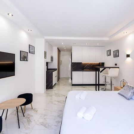 Large Studio - 50M Cannes Beach - Terrace Sea View Luaran gambar