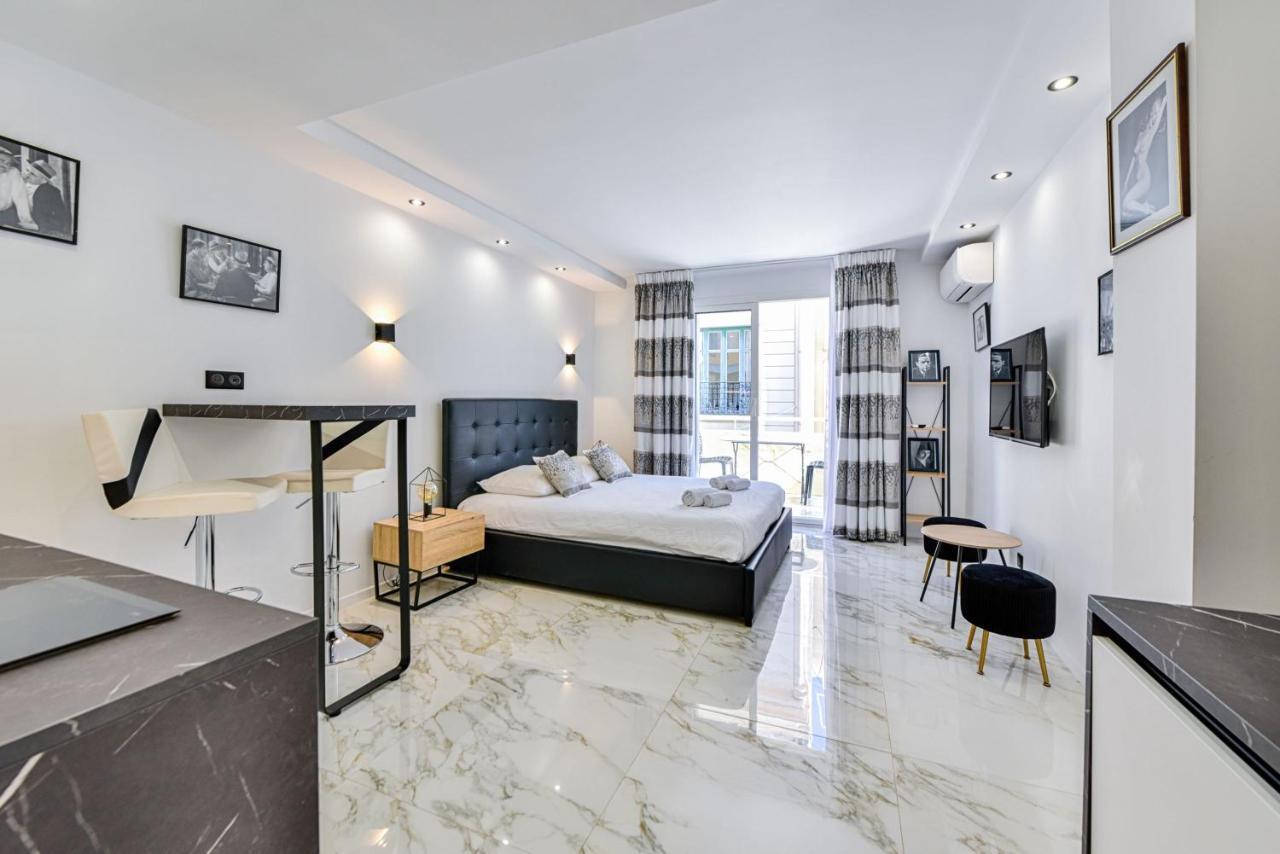 Large Studio - 50M Cannes Beach - Terrace Sea View Luaran gambar