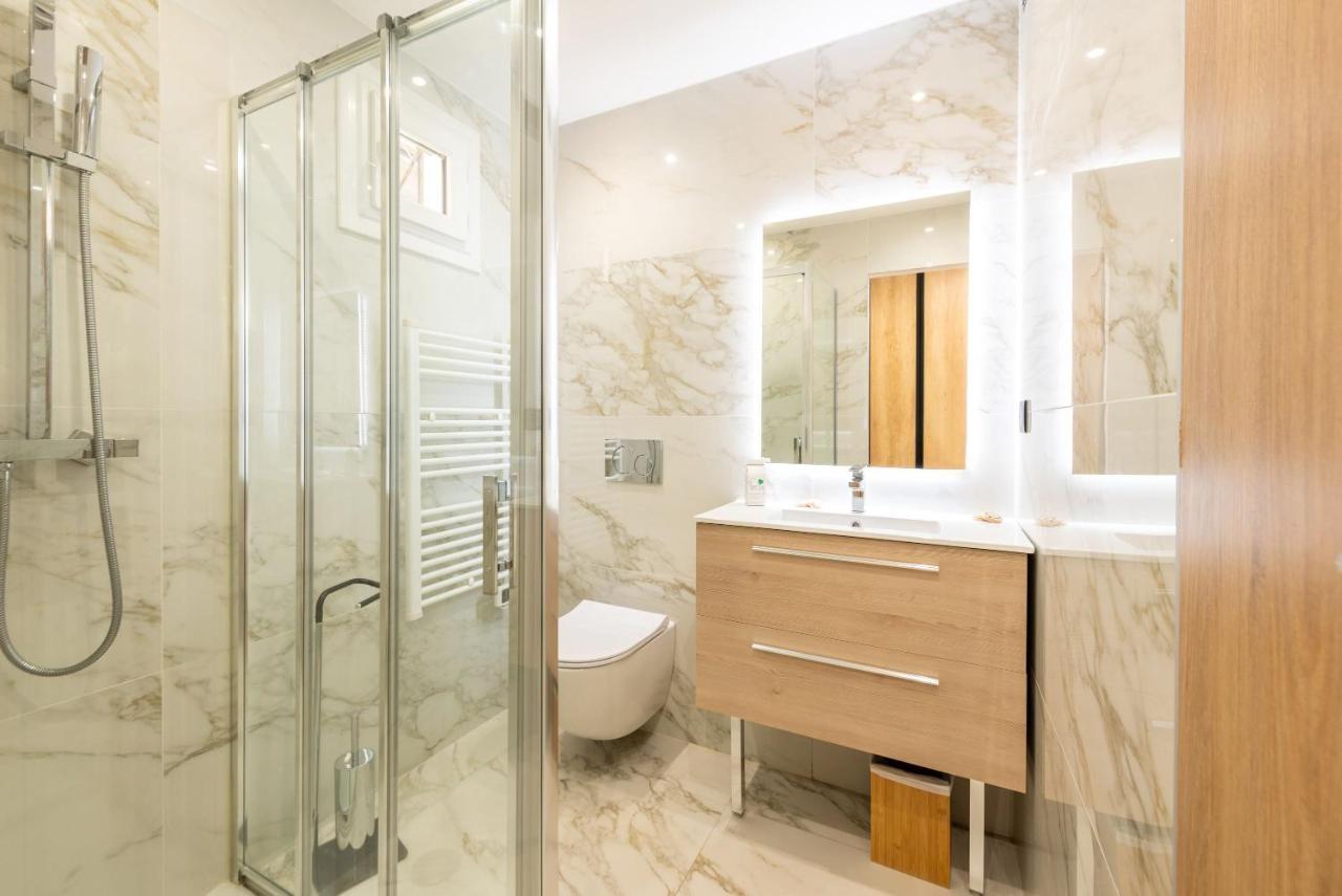 Large Studio - 50M Cannes Beach - Terrace Sea View Luaran gambar