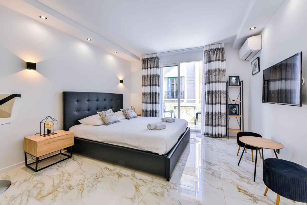 Large Studio - 50M Cannes Beach - Terrace Sea View Luaran gambar