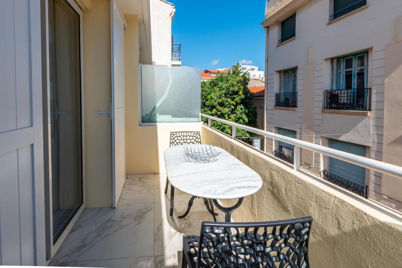 Large Studio - 50M Cannes Beach - Terrace Sea View Luaran gambar