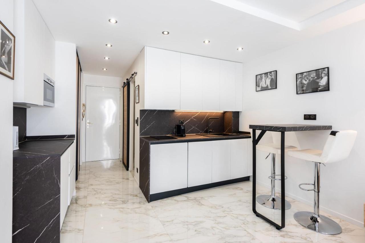 Large Studio - 50M Cannes Beach - Terrace Sea View Luaran gambar